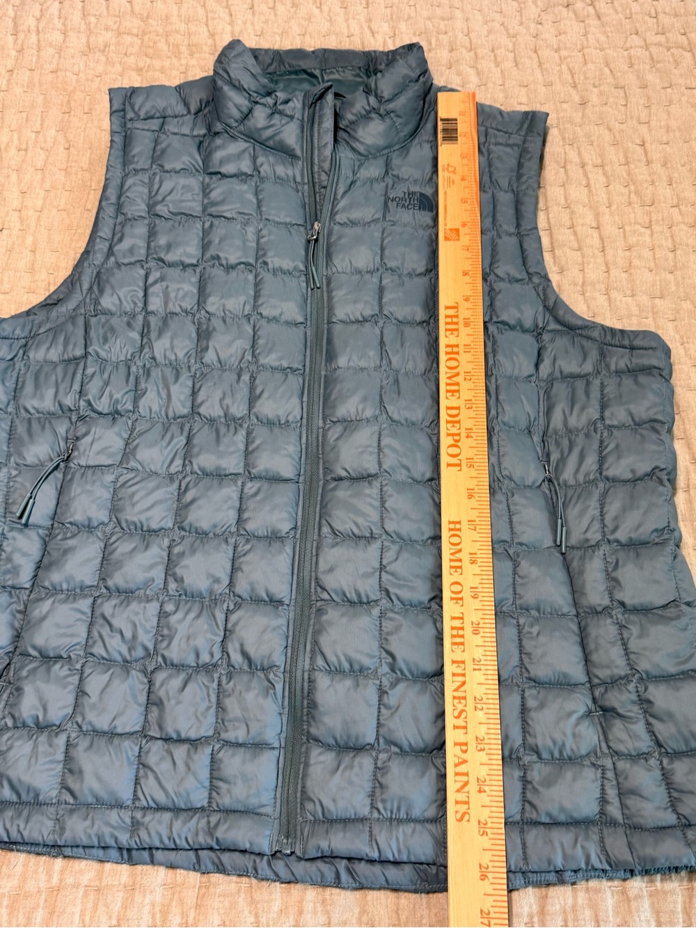 The North Face Women's Quilted Packable Vest - Slate Blue - Picture 9 of 10